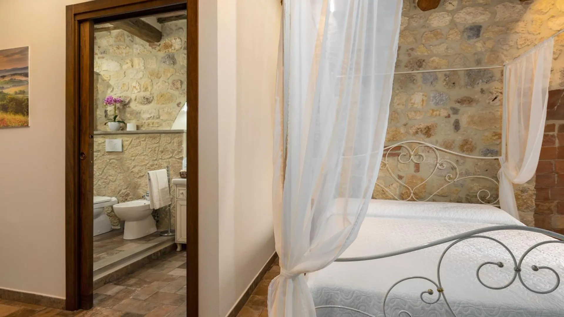 Sognare Nel Castello Hotel Monteriggioni 0*,  Italy